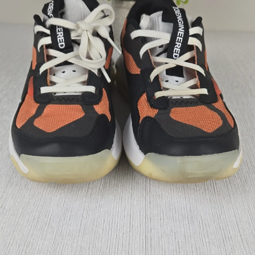 Jordan Air 200E Mens Sneakers‎ Black University Gold DC9836-808 Size 9